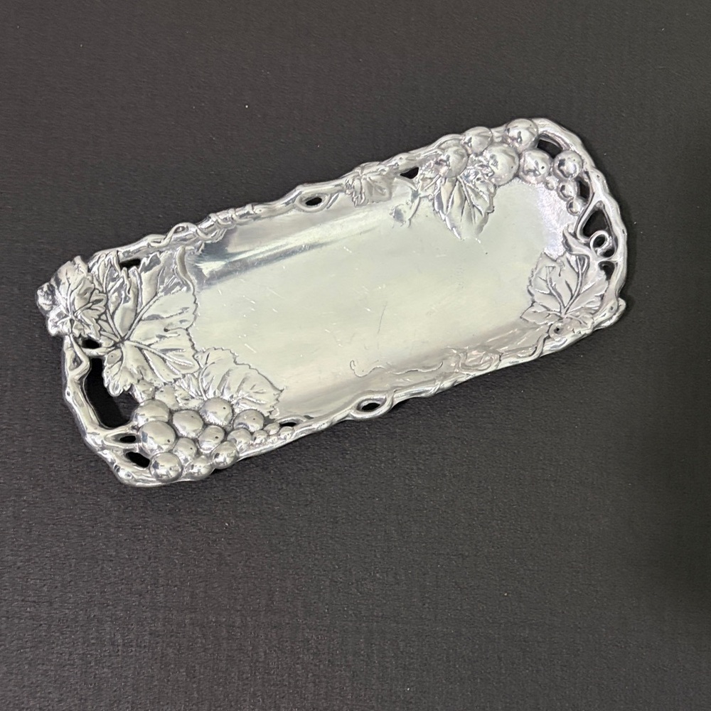 Arthur Court Silver Grape Motif Butter Dish